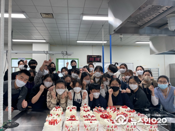 화성시청소년수련관 방과후아카데미, 자원봉사자와 함께하는 ‘수고했어! 올해도’ 프로그램 진행