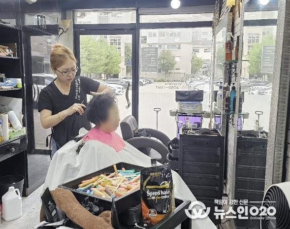 수원시 영통구 매탄3동 '클로젯헤어' 저소득 홀몸어르신을 위한 사랑의 미용봉사