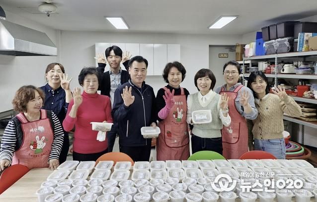 수원시 영통구 매탄4동 주민자치회, 행복한 반찬만들기 나눔 실천