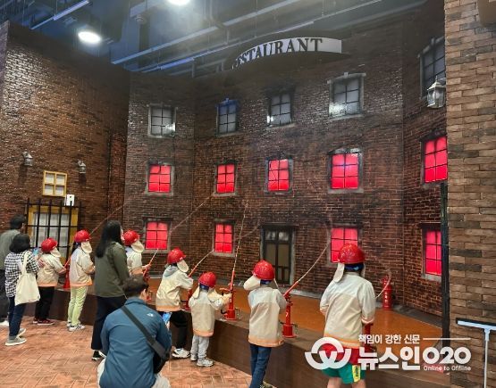 화순 키즈라라에서 진행된 무안군 드림스타트 직업체험 활동