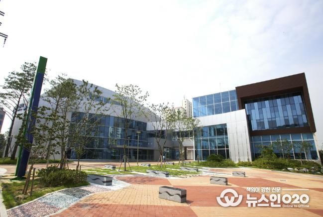 하중동 국민체육센터 전경