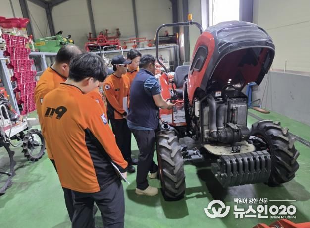 진도군, 소방관 대상 농기계 사고 대응 교육 진행