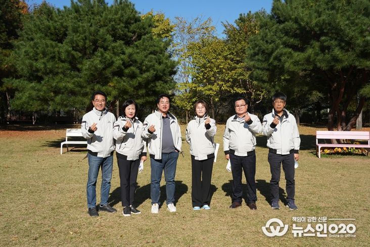 강원도특별자치도립화목원 방문한 평택시의회 산업건설위원회