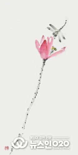 곡성 갤러리 107, 이명희 ‘먹꽃’ 수묵화 개인전 개최(연과 잠자리2 41×305cm 한지에 수묵담채)