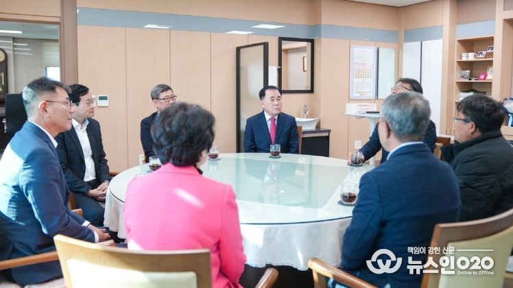 화재 피해 학생 가족에 따뜻한 손길