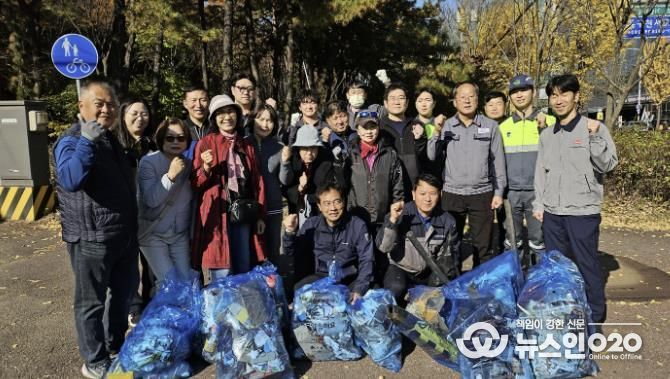 시흥시 '아름다운 산단 가꾸기' 환경정화 활동 마무리…산업단지 환경 개선 성과