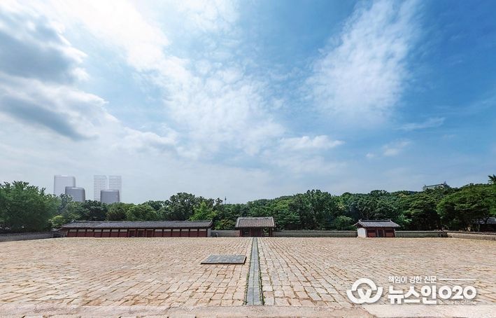 종묘 정전 상월대에서 세운지구를 바라본 시뮬레이션