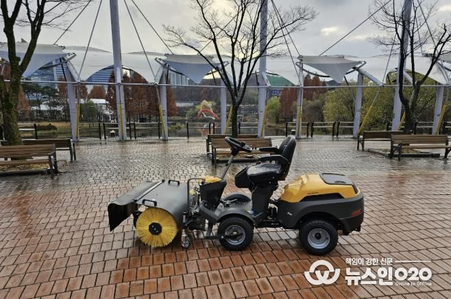 동백호수공원에 배치한 제설차량