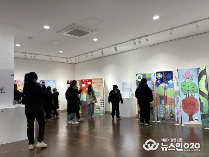 <찾아가는 미술관> 결과공유전 전경