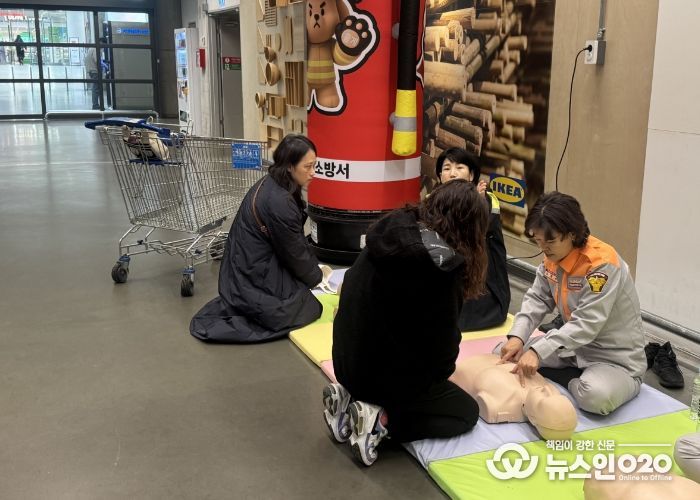 광명소방서, 시민과 함께하는 겨울철 안전… 이케아서 체험형 캠페인 실시