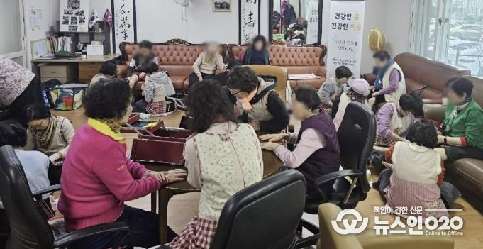 수원시 영통구 매탄3동 발사랑 이웃사랑 봉사단, 경로당 어르신 찾아가는 발마사지 봉사 펼쳐