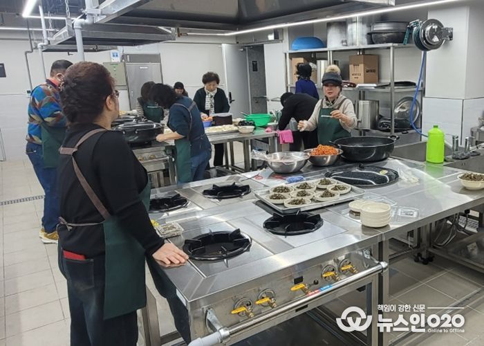 수원시 팔달구 매산동, 통장협의회와 함께 ‘온(溫)동네 반찬나눔 행사’ 개최