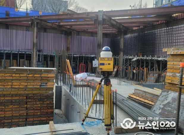 천안시 서북구문화원 신축공사 현장에 설치된 이동식 지능형 CCTV