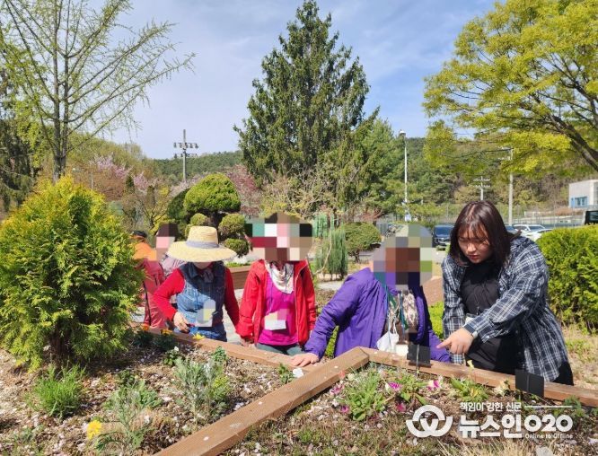 경증치매와 함께하는 ‘마음숲, 기억여행’ 운영